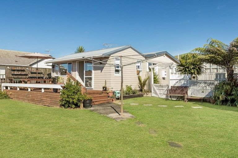 Photo of property in 7a School Road, Tuakau, 2121
