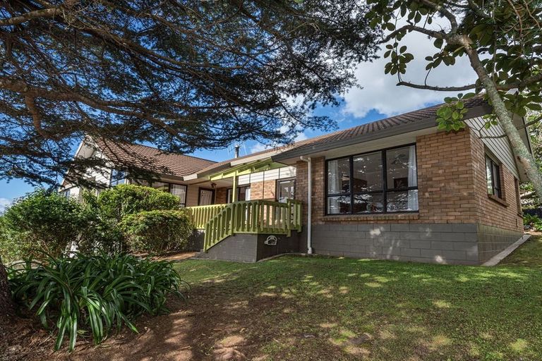 Photo of property in 3 Magnolia Avenue, Opaheke, Papakura, 2113