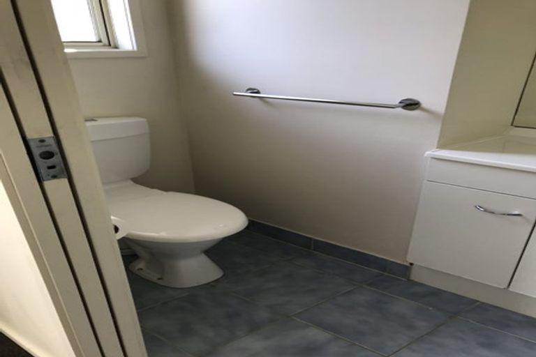 Photo of property in 19 Toomer Place, Beachlands, Auckland, 2018