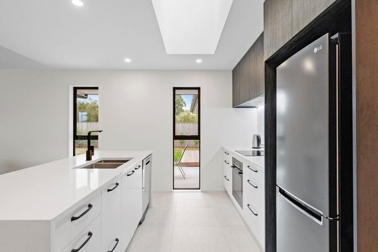 Photo of property in 12b Wykes Place, Amberley, 7410