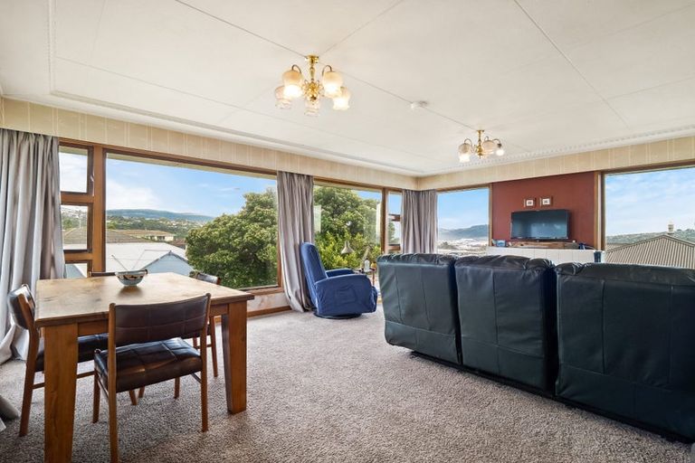 Photo of property in 15 Middleton Road, Kew, Dunedin, 9012