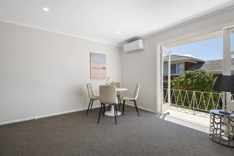 Photo of property in 1/5 Onepoto Road, Hauraki, Auckland, 0622