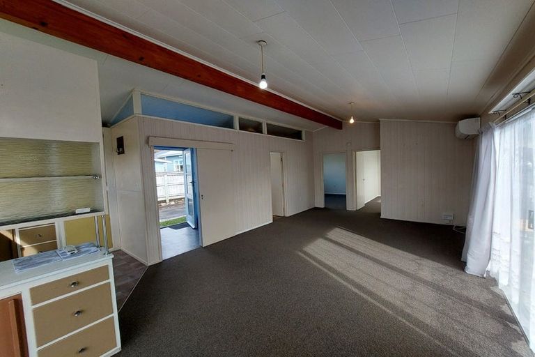 Photo of property in 46a Belt Road, Moturoa, New Plymouth, 4310