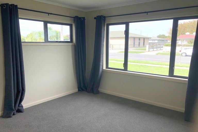 Photo of property in 3 Harold Holt Avenue, Onekawa, Napier, 4110