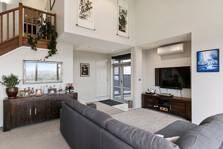 Photo of property in 67 Erlestoke Crescent, Churton Park, Wellington, 6037
