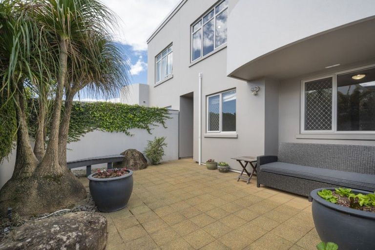 Photo of property in 6/29 Third Avenue, Tauranga, 3110