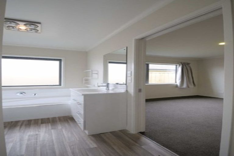 Photo of property in 6 Liddington Drive, Rolleston, 7615