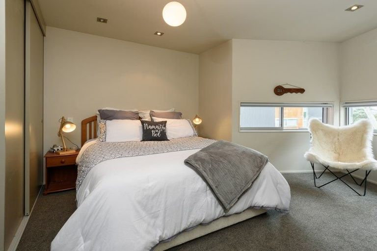 Photo of property in 15/2 Onslow Road, Khandallah, Wellington, 6035