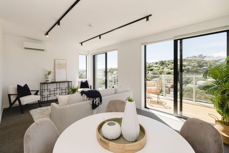 Photo of property in 69u5 Tiketike Way, Brooklyn, Wellington, 6021