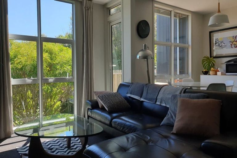 Photo of property in 46 Thompson Street, Mount Cook, Wellington, 6011