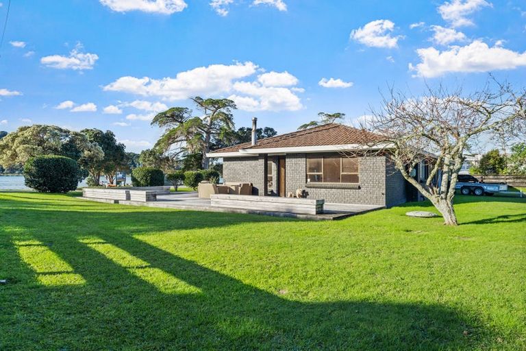 Photo of property in 2 Dunbar Road, Point Wells, Warkworth, 0986