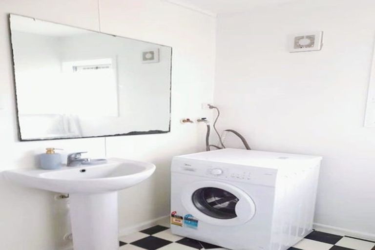 Photo of property in 3u3 Tralee Place, Hillcrest, Hamilton, 3216