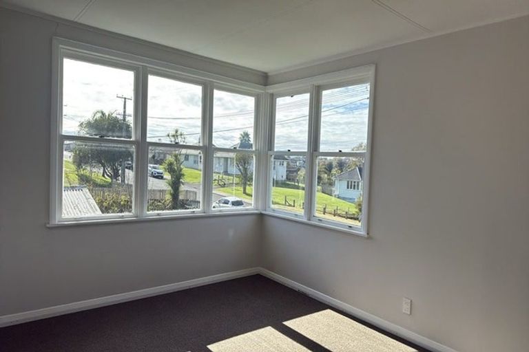 Photo of property in 5 Marsden Street, Hauraki, Auckland, 0622