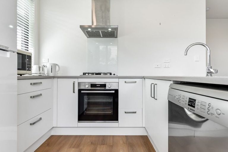 Photo of property in 14u2 Mitcham Avenue, Forest Lake, Hamilton, 3200