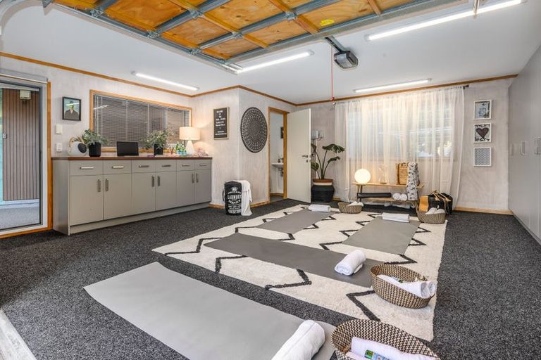 Photo of property in 3 Bressay Way, Waikanae, 5036