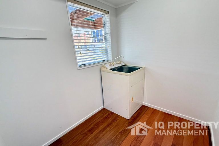 Photo of property in 452 Don Buck Road, Massey, Auckland, 0614