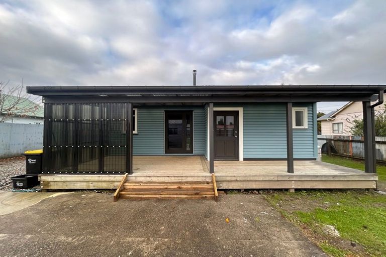 Photo of property in 15 Roebuck Street, Westport, 7825