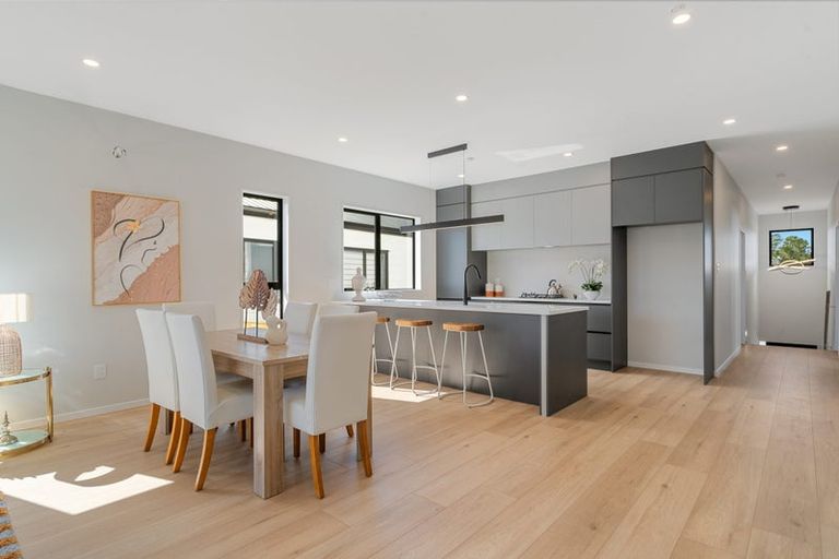 Photo of property in 73 Tributary Parade, Karaka, Papakura, 2113