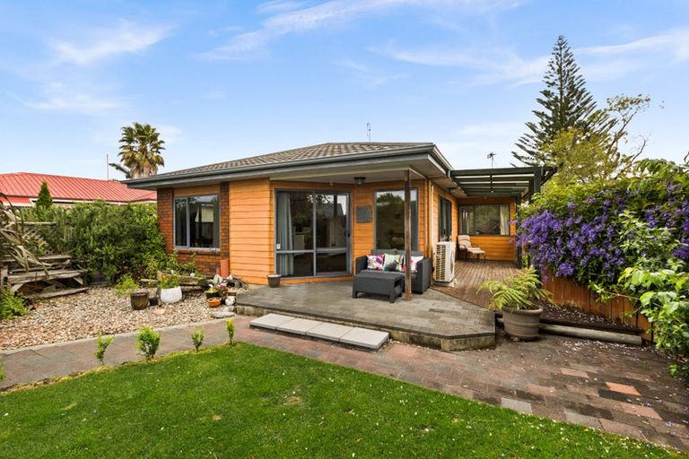 Photo of property in 2/16 Alan Styles Place, Greenmeadows, Napier, 4112