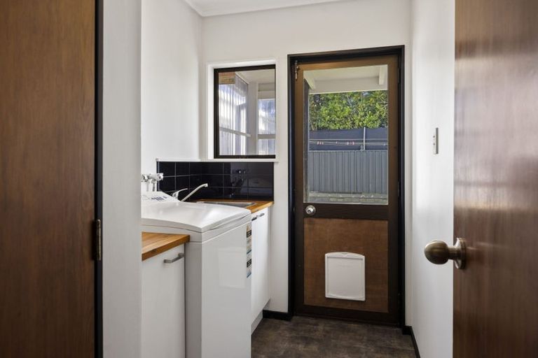 Photo of property in 28 Mccarthy Street, Hawera, 4610