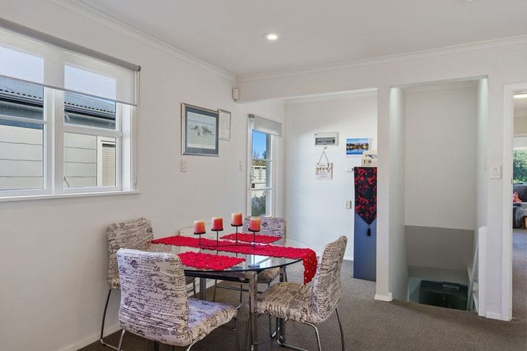 Photo of property in 23 Aorangi Road, Paraparaumu, 5032