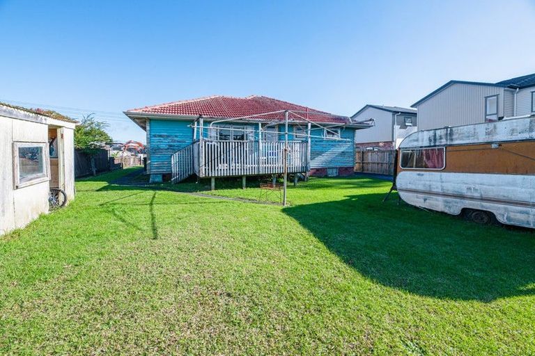 Photo of property in 29 Statesman Street, Henderson, Auckland, 0612