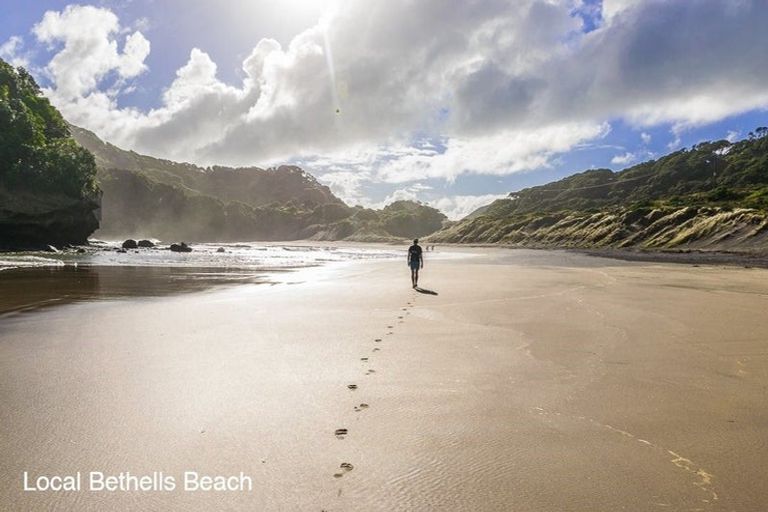 Photo of property in 24 Puwha Street, Massey, 0614