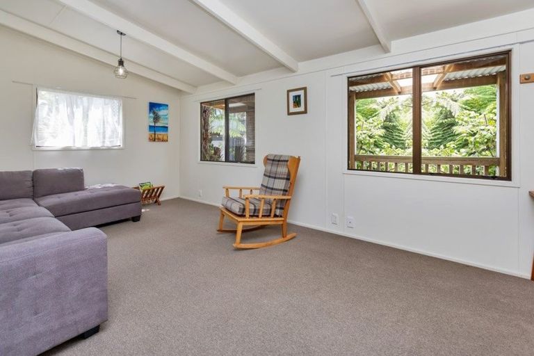 Photo of property in 9 Boeing Road, Onerahi, Whangarei, 0110