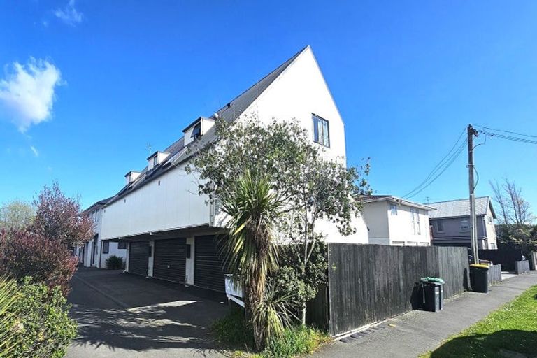 Photo of property in 2/477 Madras Street, St Albans, Christchurch, 8014