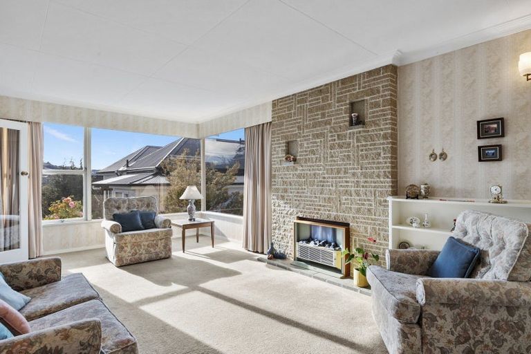 Photo of property in 15 Brownville Crescent, Maori Hill, Dunedin, 9010
