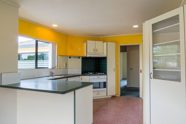 Photo of property in 7 Edgewater Grove, Whakatane, 3120