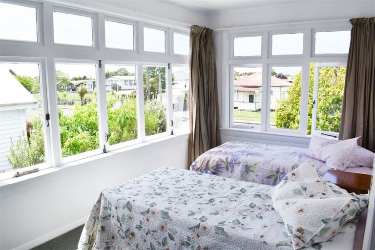 Photo of property in 94 Romilly Street, Westport, 7825