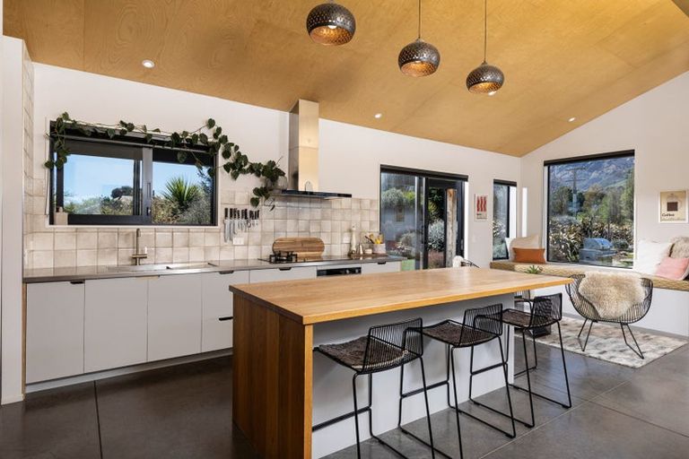 Photo of property in 5 Loach Road, Hawea Flat, Wanaka, 9382