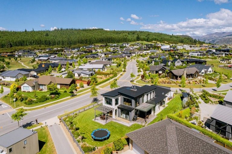 Photo of property in 41 Infinity Drive, Wanaka, 9305