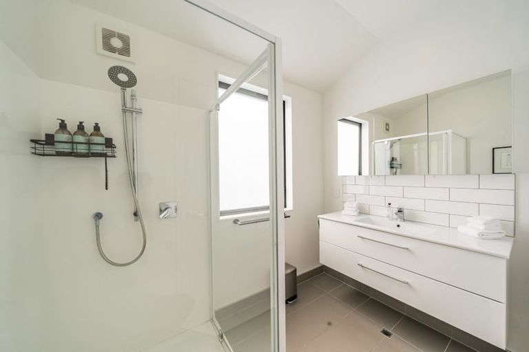Photo of property in 74u6 Derwent Street, Island Bay, Wellington, 6023
