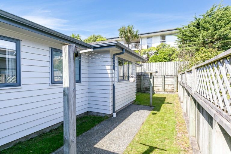 Photo of property in 9 Ashwood Street, Woodridge, Wellington, 6037