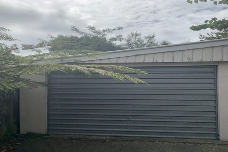 Photo of property in 156 Waimairi Road, Ilam, Christchurch, 8041