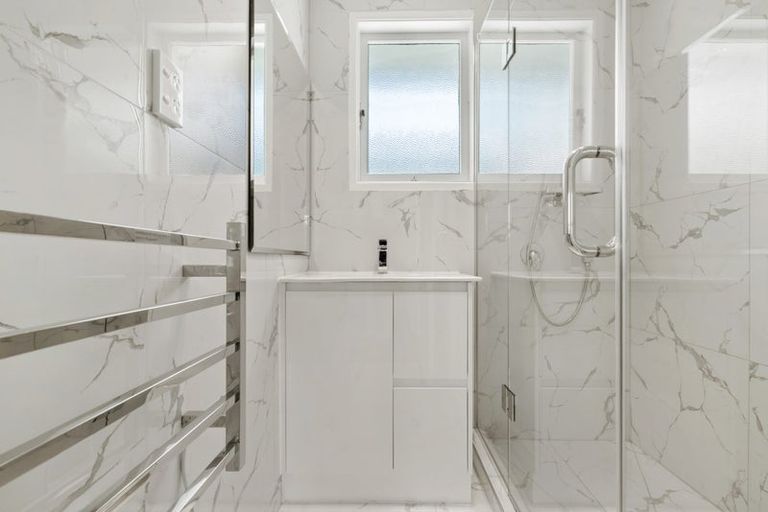 Photo of property in 34a Landon Avenue, Mangere East, Auckland, 2024