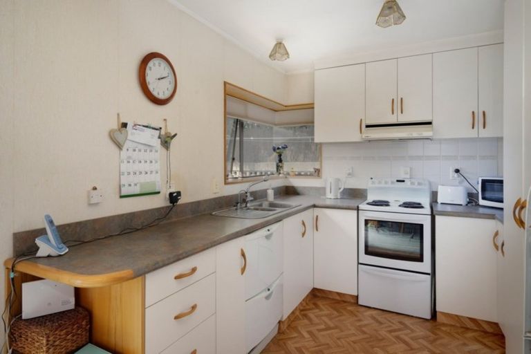 Photo of property in 9f2 Mules Street, Stoke, Nelson, 7011