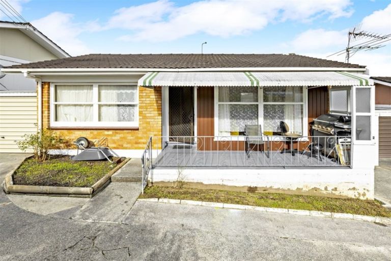 Photo of property in 2/18 Duke Street, Papakura, 2110