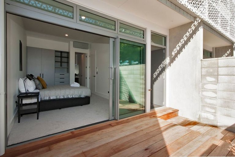 Photo of property in 51 Collingwood Street, Nelson, 7010