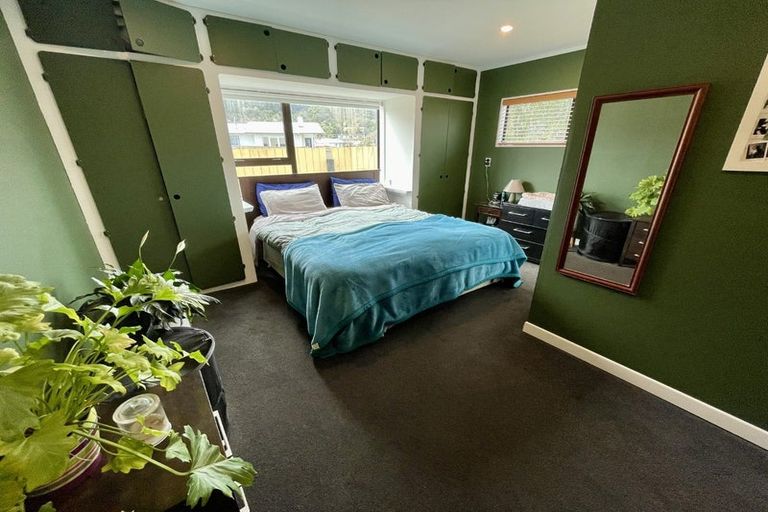 Photo of property in 53 Parkway, Wainuiomata, Lower Hutt, 5014