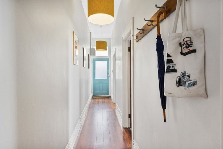 Photo of property in 347 Adelaide Road, Newtown, Wellington, 6021