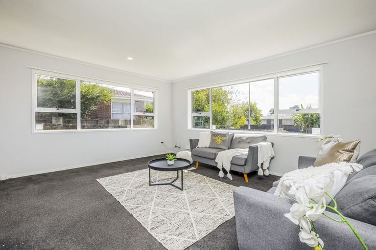 Photo of property in 23 John Walker Drive, Manurewa, Auckland, 2102
