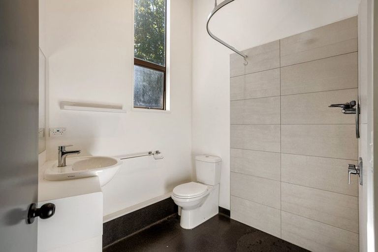 Photo of property in 74c Glandovey Road, Fendalton, Christchurch, 8052