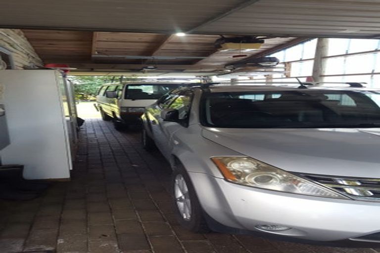 Photo of property in 52 Takiroa Street, Urenui, 4375