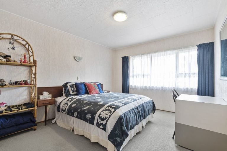 Photo of property in 1/7 Pegasus Place, Half Moon Bay, Auckland, 2012