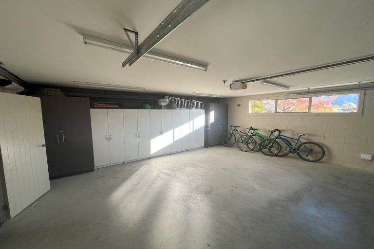 Photo of property in 7 Hogan Lane, Wanaka, 9305