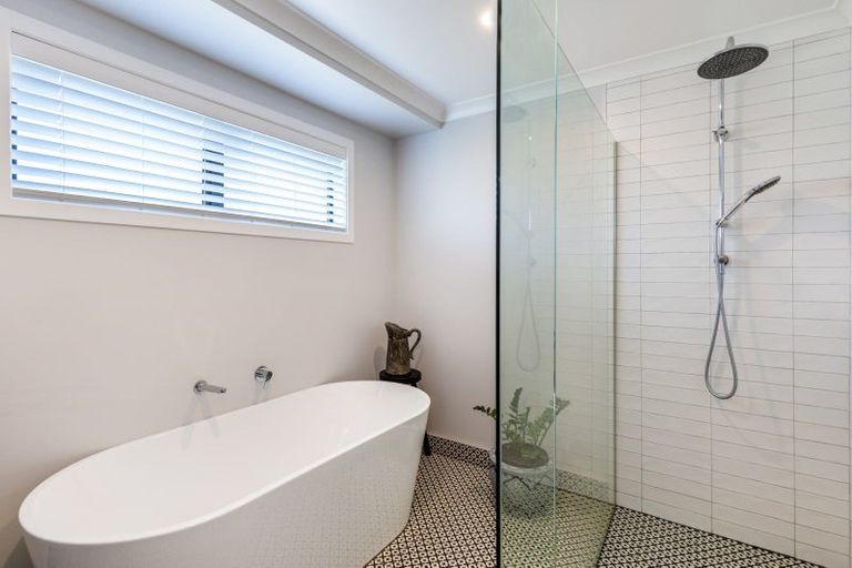 Photo of property in 3 Kohuhu Place, Motuoapa, 3382