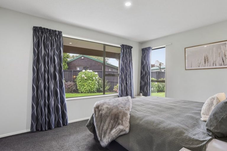 Photo of property in 10 Bowie Drive, Woodend, 7610